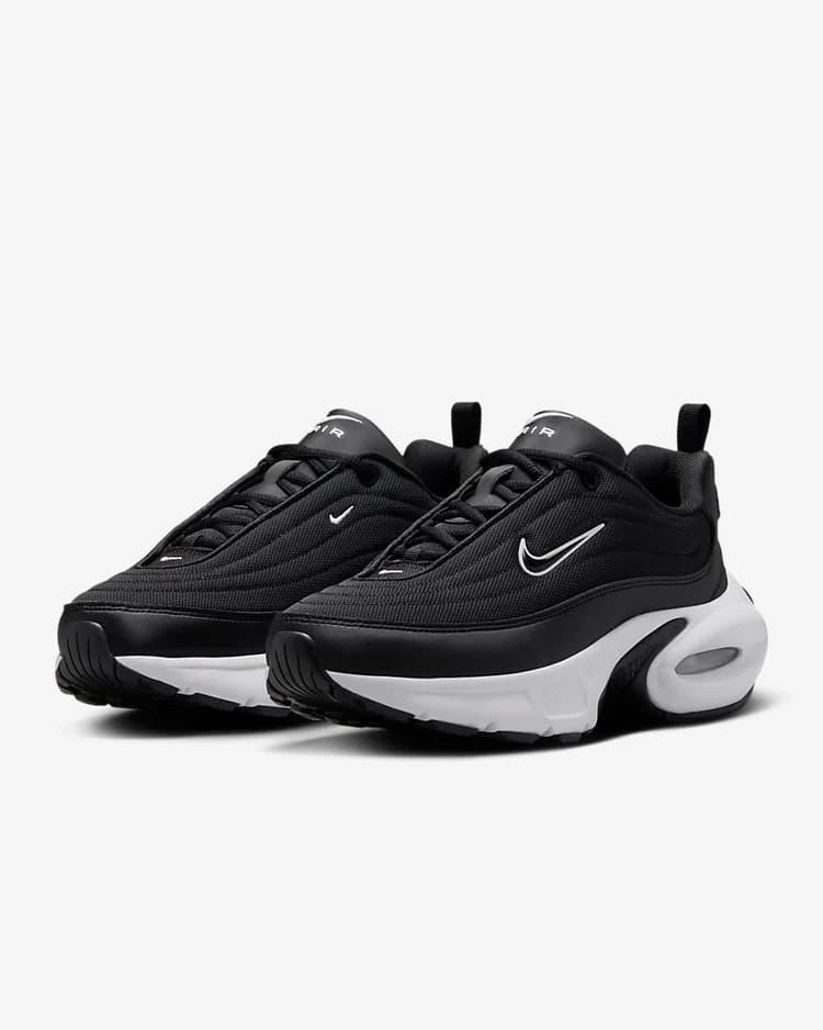Nike portal “black and white”