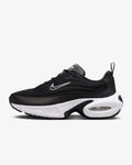 Nike portal “black and white”