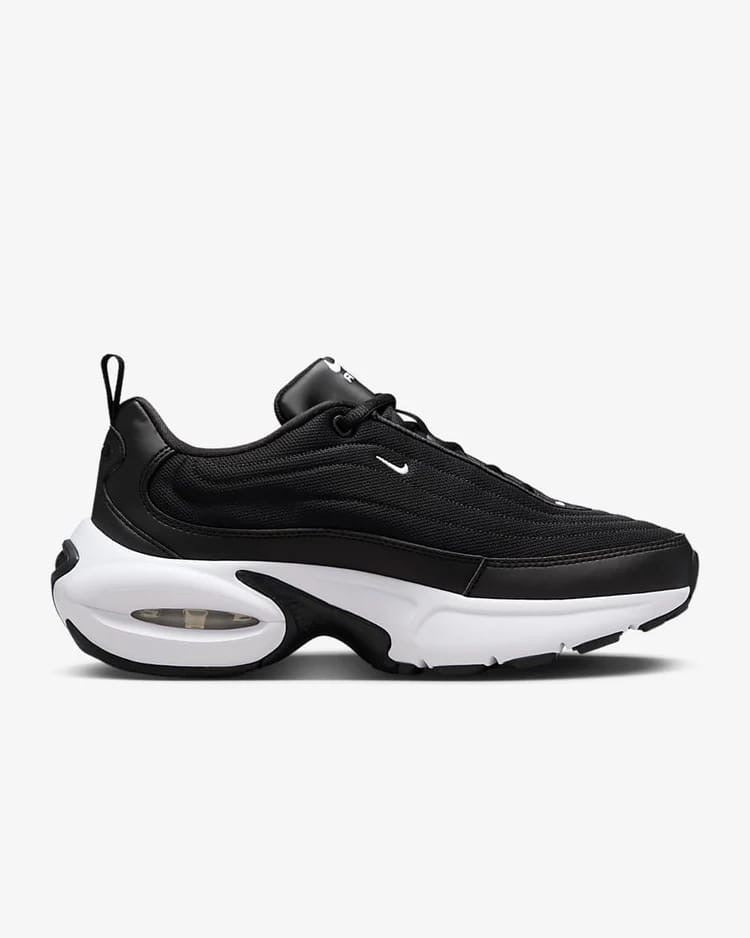Nike portal “black and white”